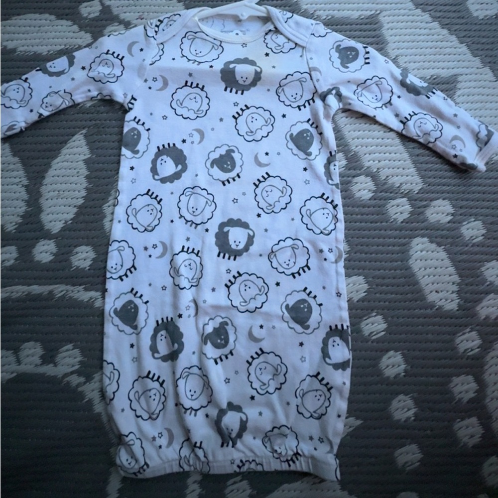 Adorable Sheep Print Baby Onesie